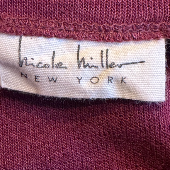 Ladies Nicole Miller Mock Turtleneck top - Picture 2 of 5